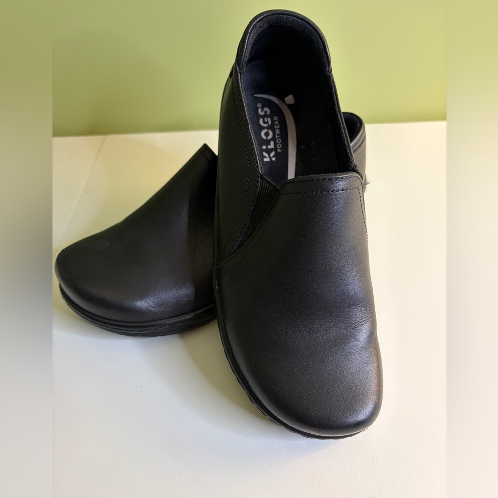 Klogs women size 8